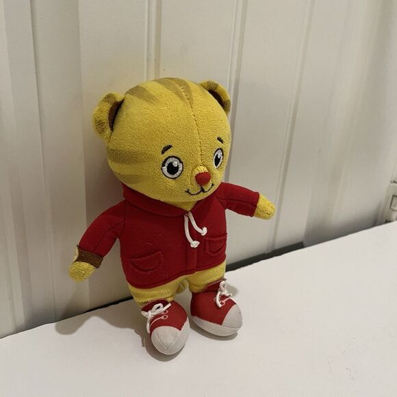 Daniel Tigers Neighborhood Plush 9” Stuffed Animal Doll PBS Fred Rogers Co. - Picture 4 of 10